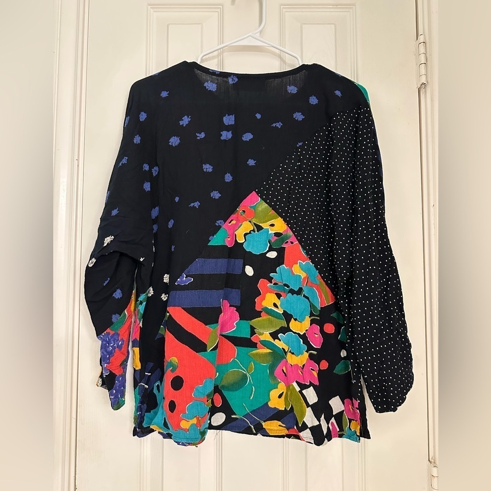 Vintage Carole Little abstract multicolor patchwork long-sleeved blouse size M/L - Picture 2 of 5